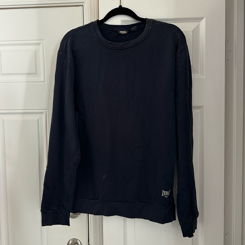 Men’s Everlast Blue Sweater size Large